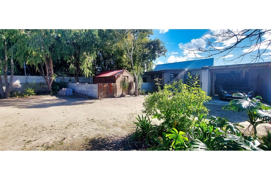 4 Bedroom Property for Sale in Bodorp Western Cape